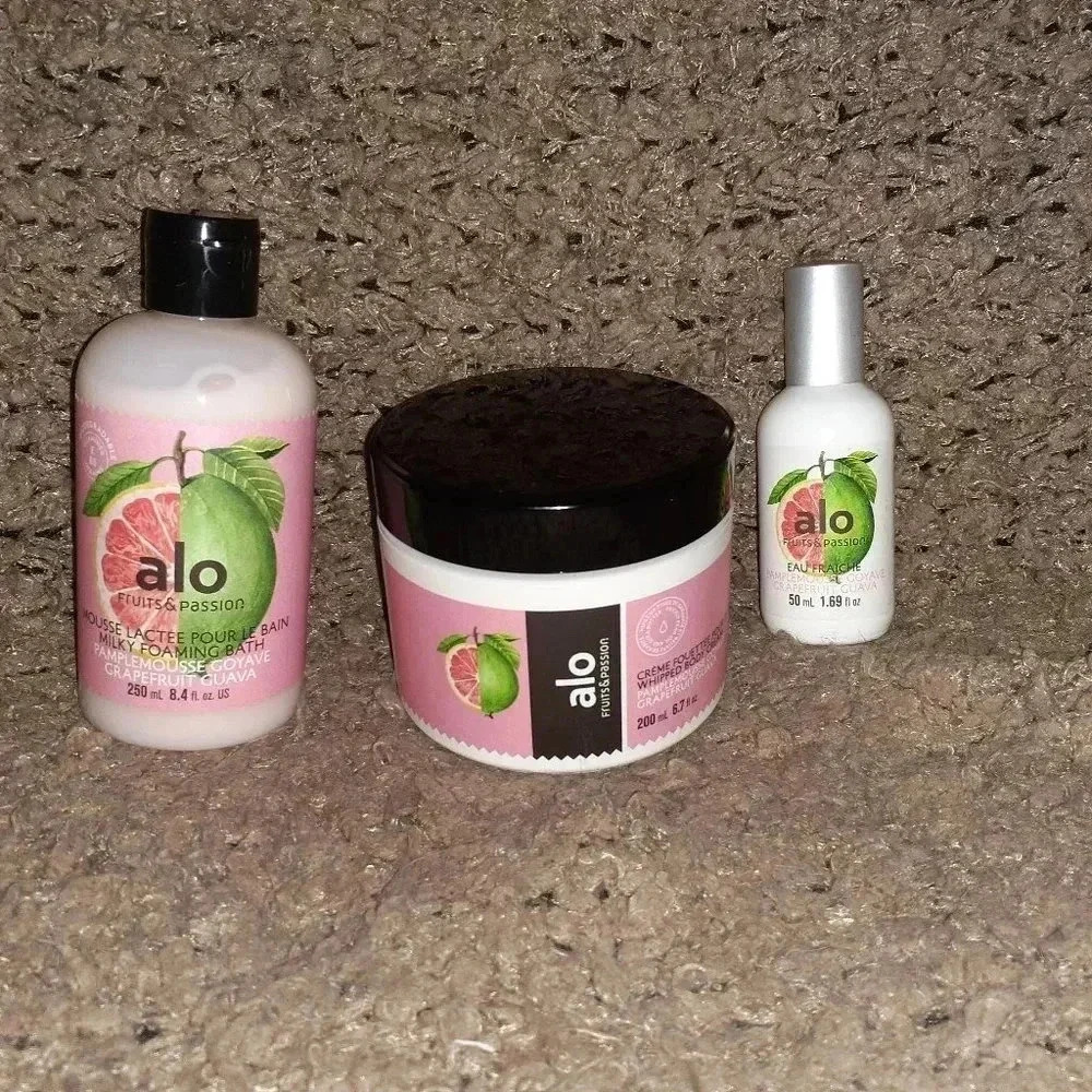 FRUITS &PASSION-Grapefruit/Guava-3 piece Set-Eau Fraiche/Foaming Bath/Body Cream